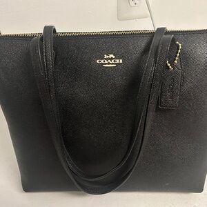 COPY - Authentic Coach tote purse.